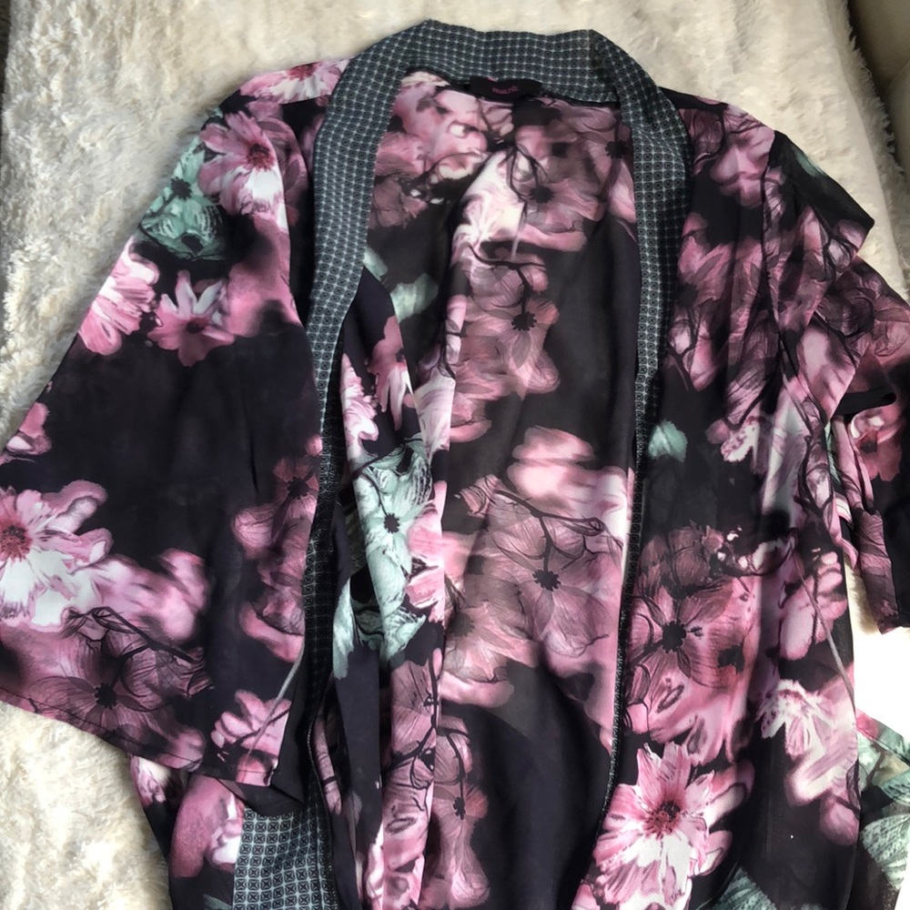 Mark Floral Kimono